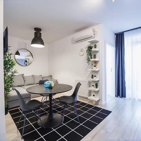 Trendy Apartment Near City Center ออราแด ภายนอก รูปภาพ