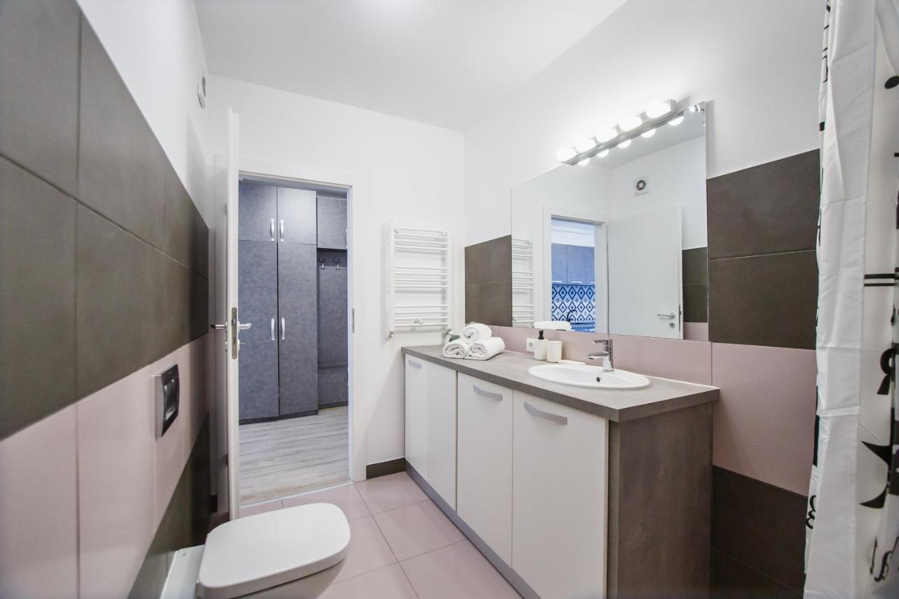 Trendy Apartment Near City Center ออราแด ภายนอก รูปภาพ